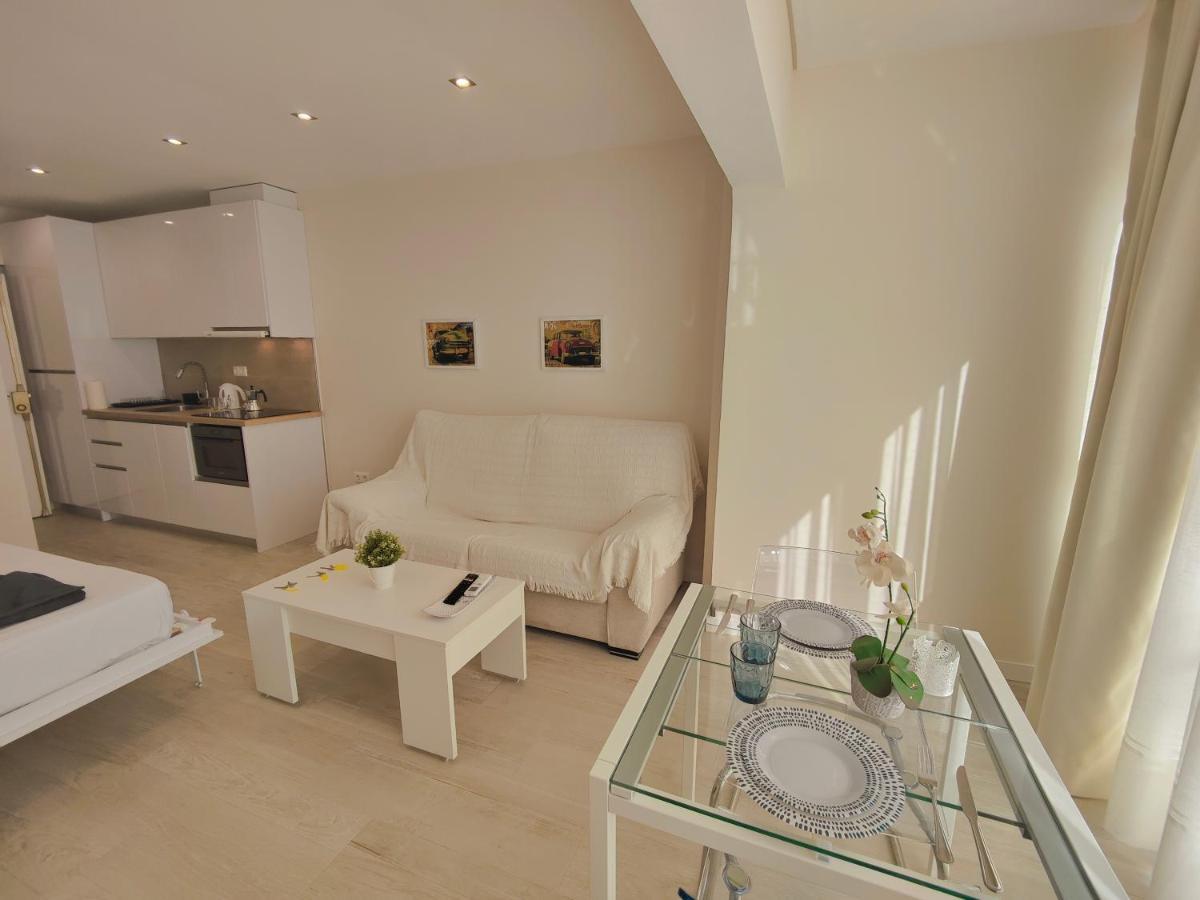 Coconut Begona Studio City Center By Namaste Elite Torremolinos Eksteriør bilde